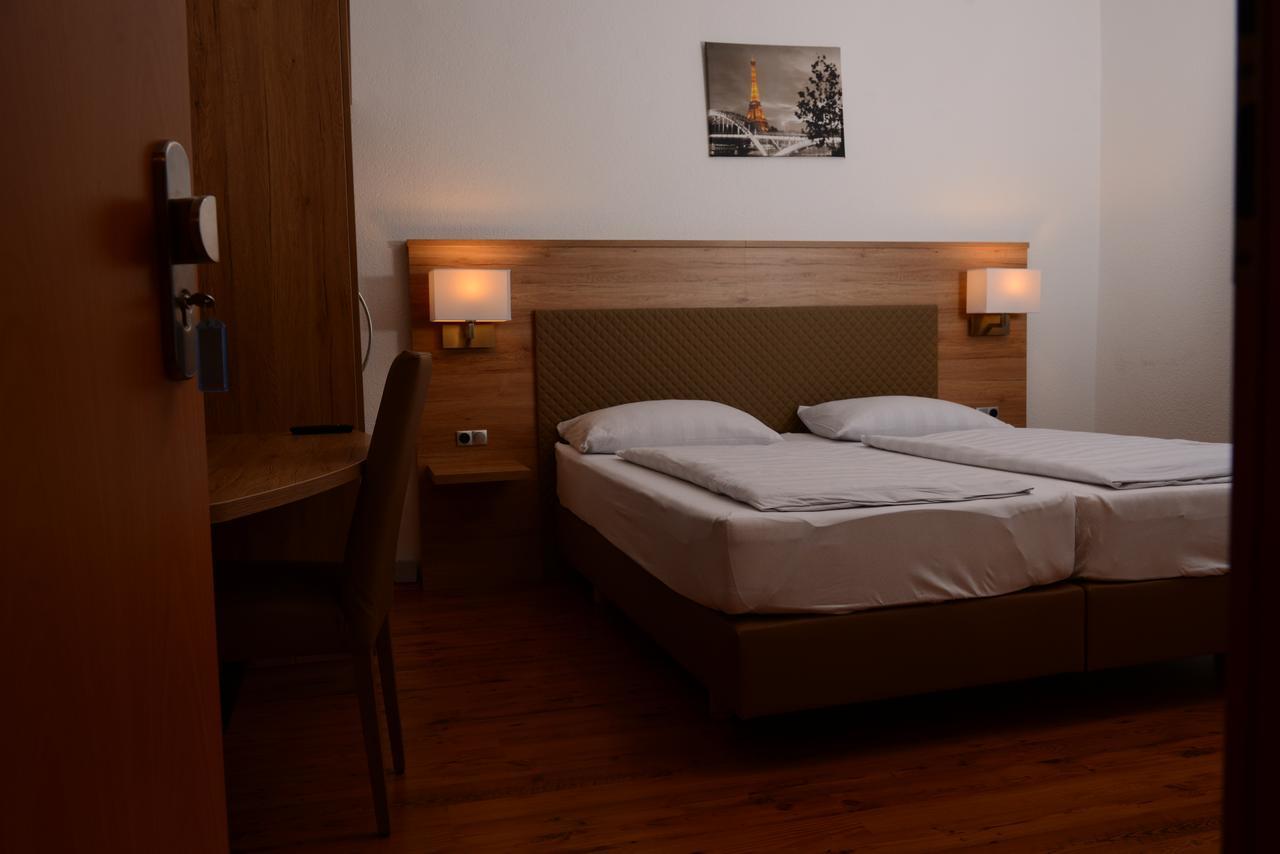 Hotel Linde Stuttgart Extérieur photo